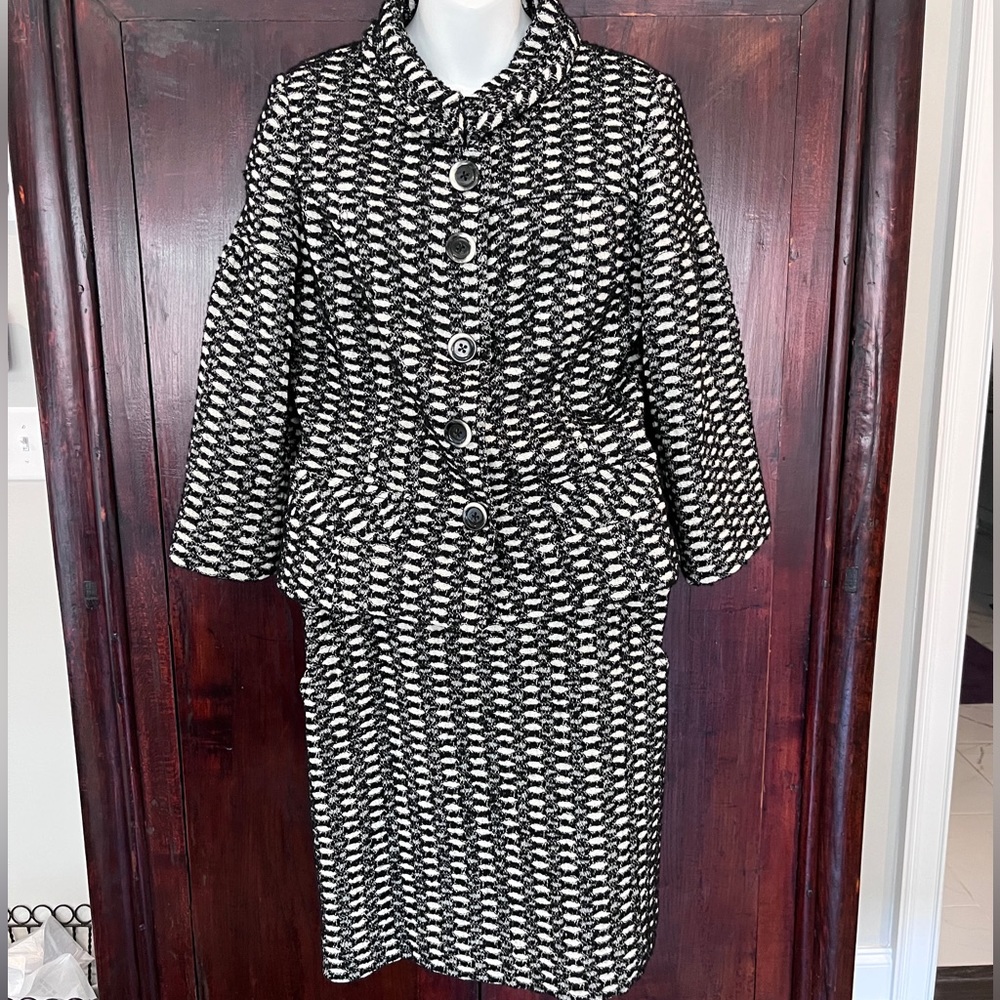 Etcetera Black & White Patterned Skirt & Jacket Statement Pieces